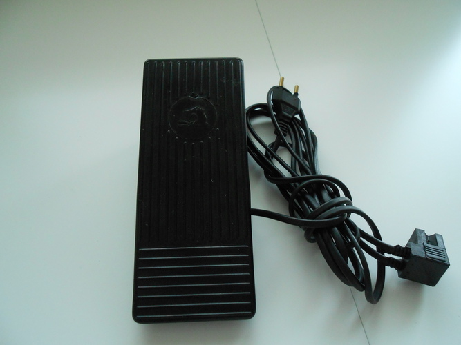 BAGAT NOŽNA STOPICA ELEKTRONIK